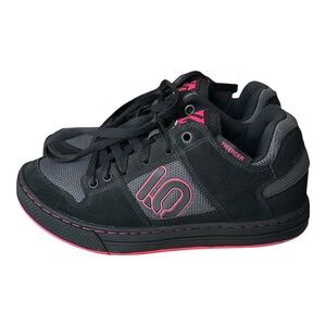 Adidas Five Ten 5-10 Freerider Flat Pedal Mountain Bike Shoes Black/Pink Wmn 6.5